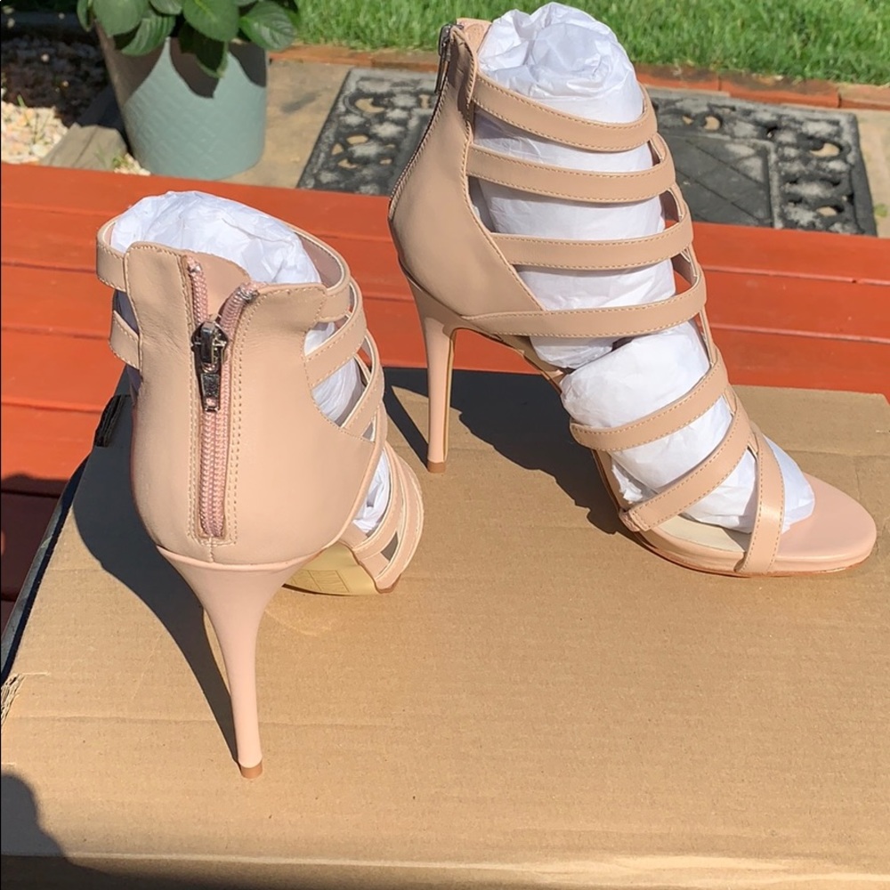 Shoemint “Laura”